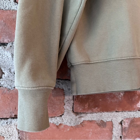 TNA | Cozy Fleece Crewneck - Picture 2 of 5